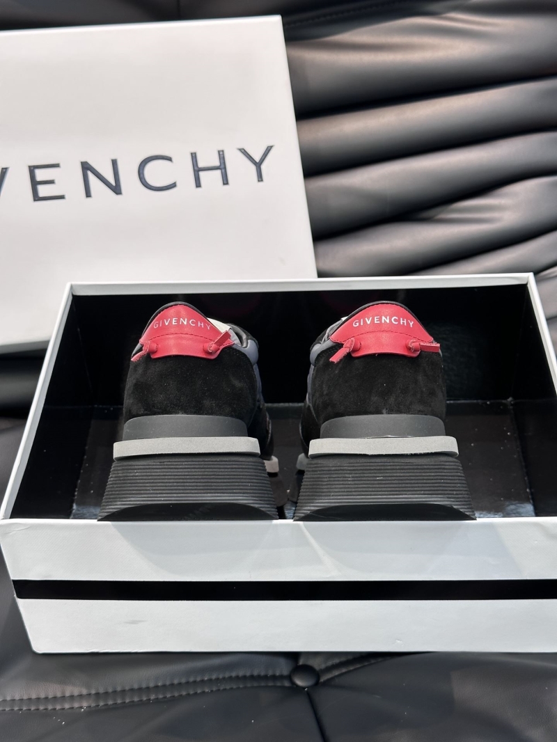 Givenchy Sneakers